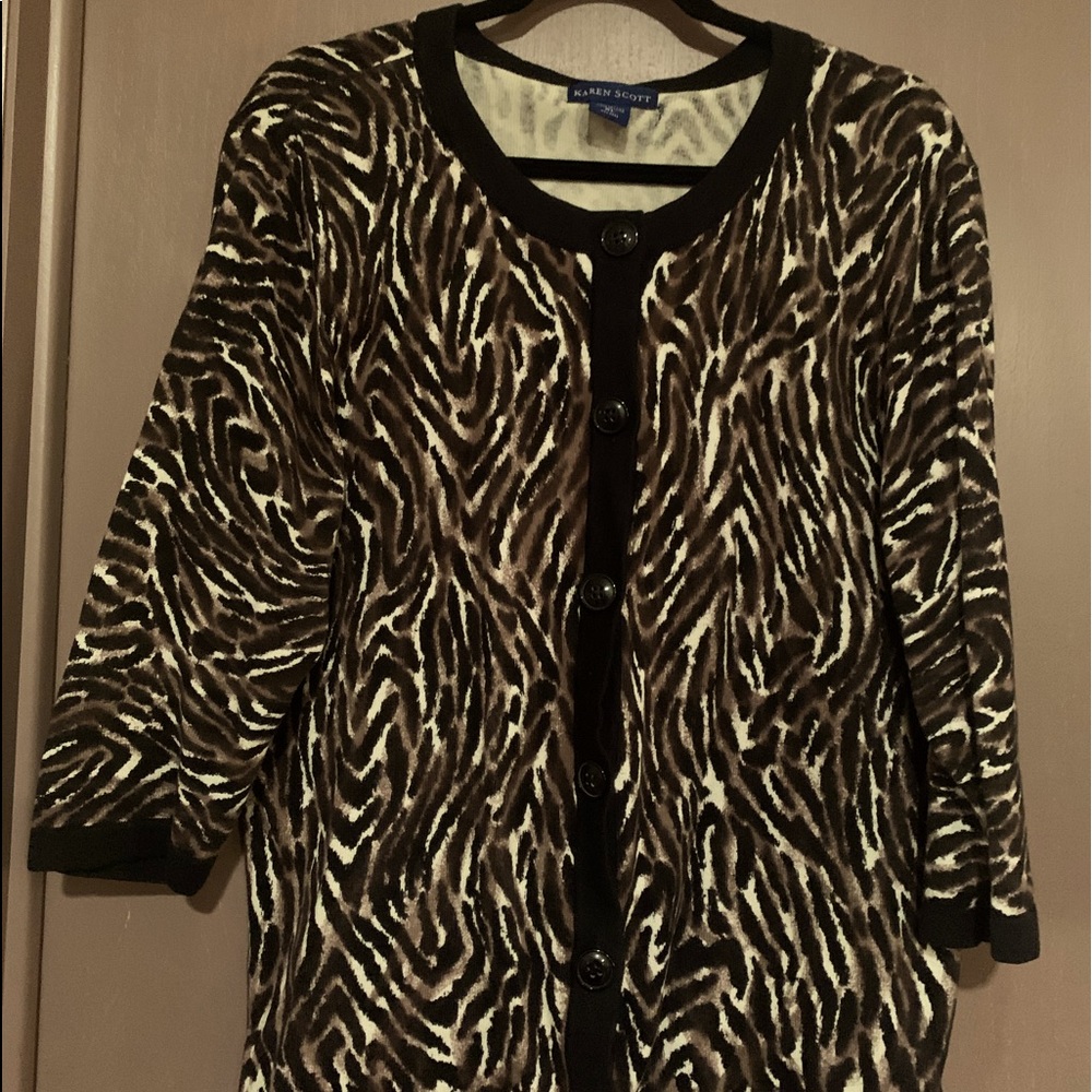Karen Scott 3/4 sleeve cardigan sweater.
